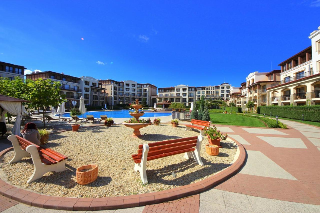 Green Life Beach Resort Apartment Созополь Екстер'єр фото