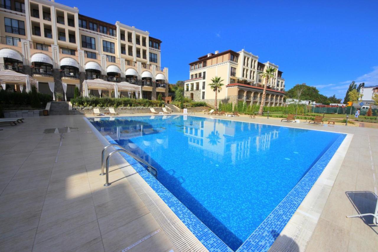 Green Life Beach Resort Apartment Созополь Екстер'єр фото