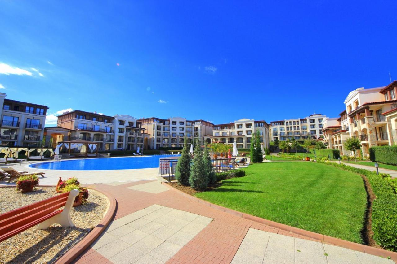 Green Life Beach Resort Apartment Созополь Екстер'єр фото