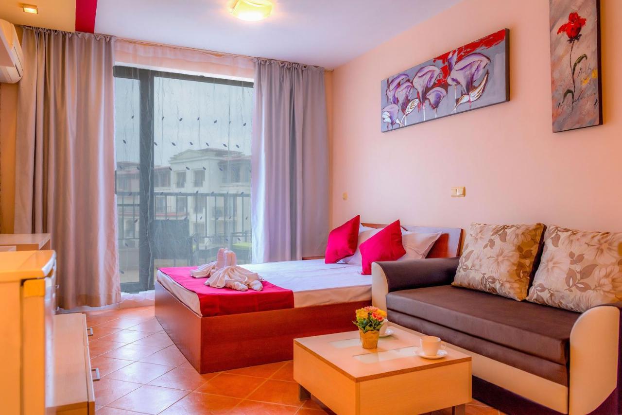 Green Life Beach Resort Apartment Созополь Екстер'єр фото